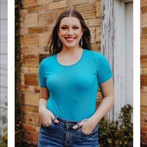 Tee shirt